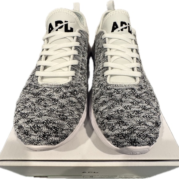 APL TechLoom Phantom *NEW* (9 women/7.5 men) Athletic Propulsion Labs NIB - Picture 4 of 11